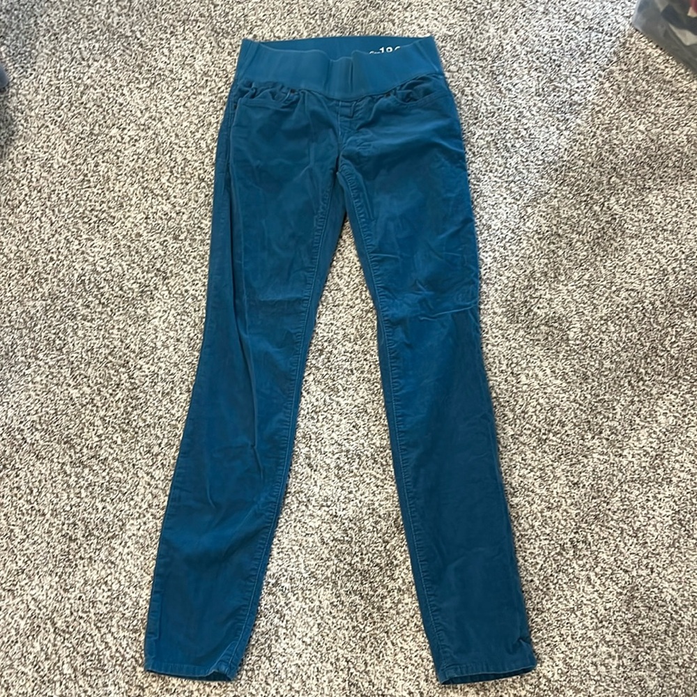 Gap Maternity Skinny Cords. Size 26/2. EUC!